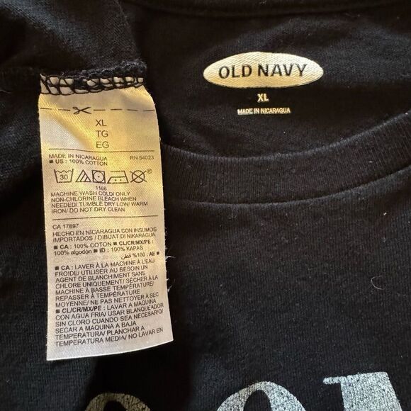 NWOT (XL) Old Navy Looney Tunes Graphic T-Shirt - Classic Black Tee - Picture 4 of 4